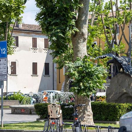 Lapiccolina Apartman Desenzano del Garda Kültér fotó