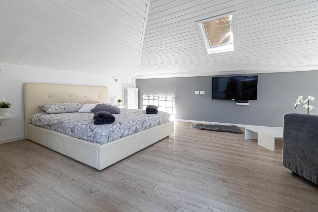 Lapiccolina Apartman Desenzano del Garda Kültér fotó
