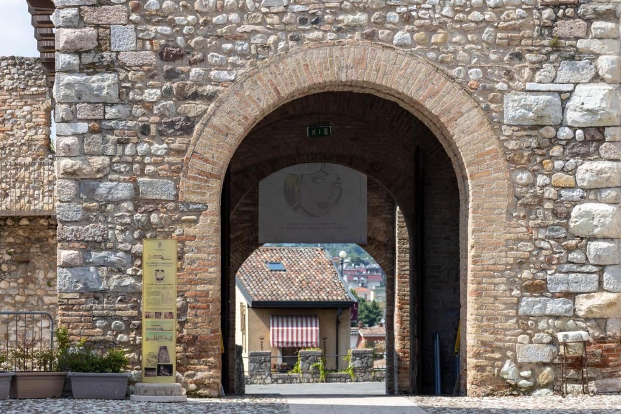 Lapiccolina Apartman Desenzano del Garda Kültér fotó
