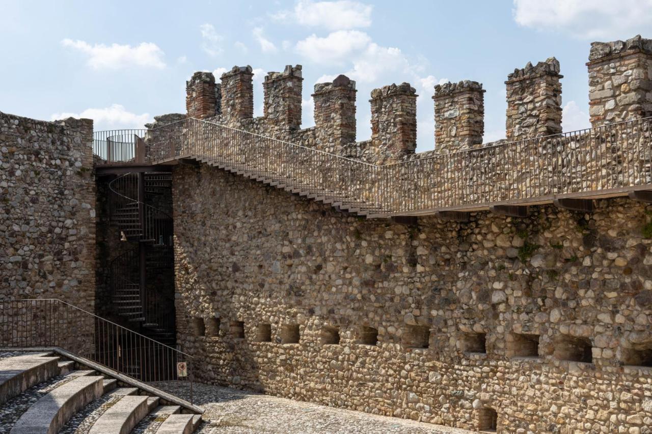 Lapiccolina Apartman Desenzano del Garda Kültér fotó