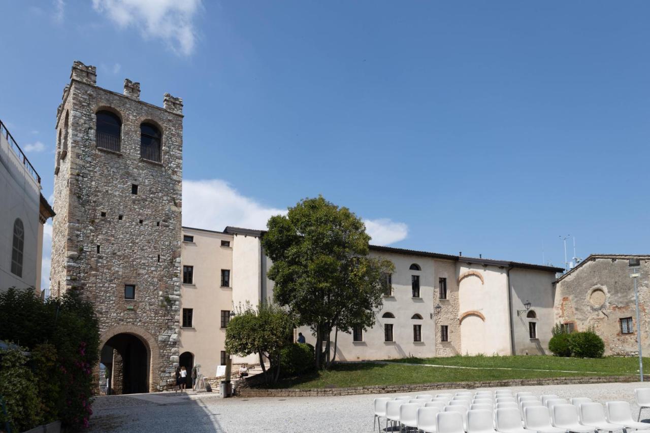 Lapiccolina Apartman Desenzano del Garda Kültér fotó